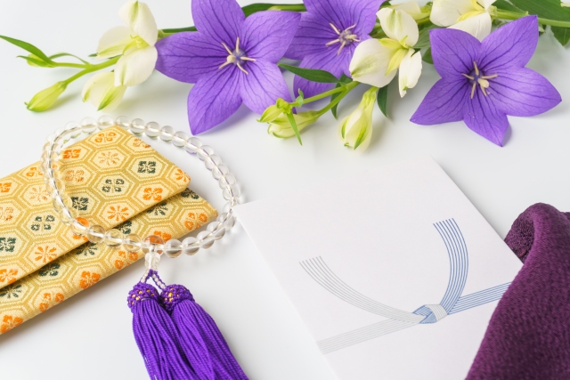 使い分けのポイント｜四十九日が境目