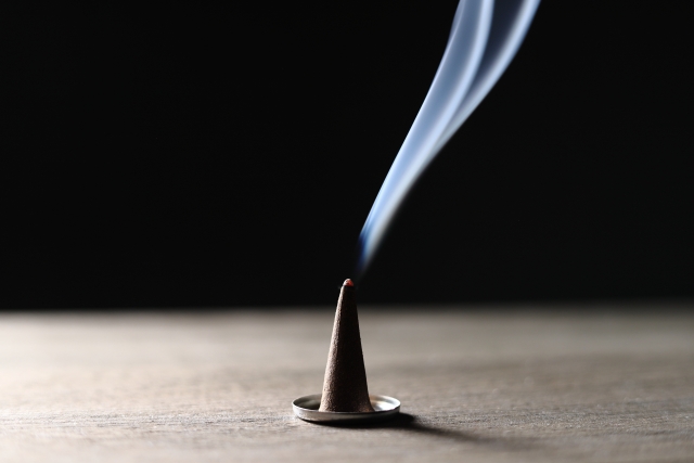 お香が身体に悪いって本当？