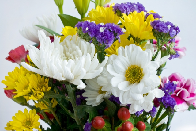 お供えの選び方｜香典以外の供え物のマナー