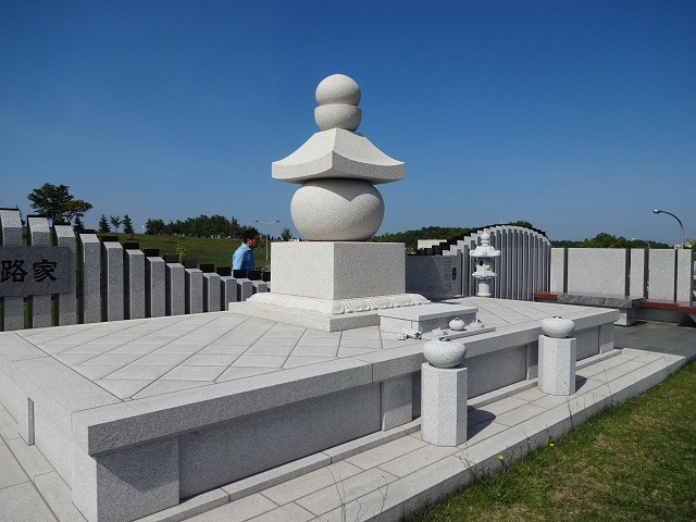 五輪塔 五輪塔 （3） 文化遺産オンライン